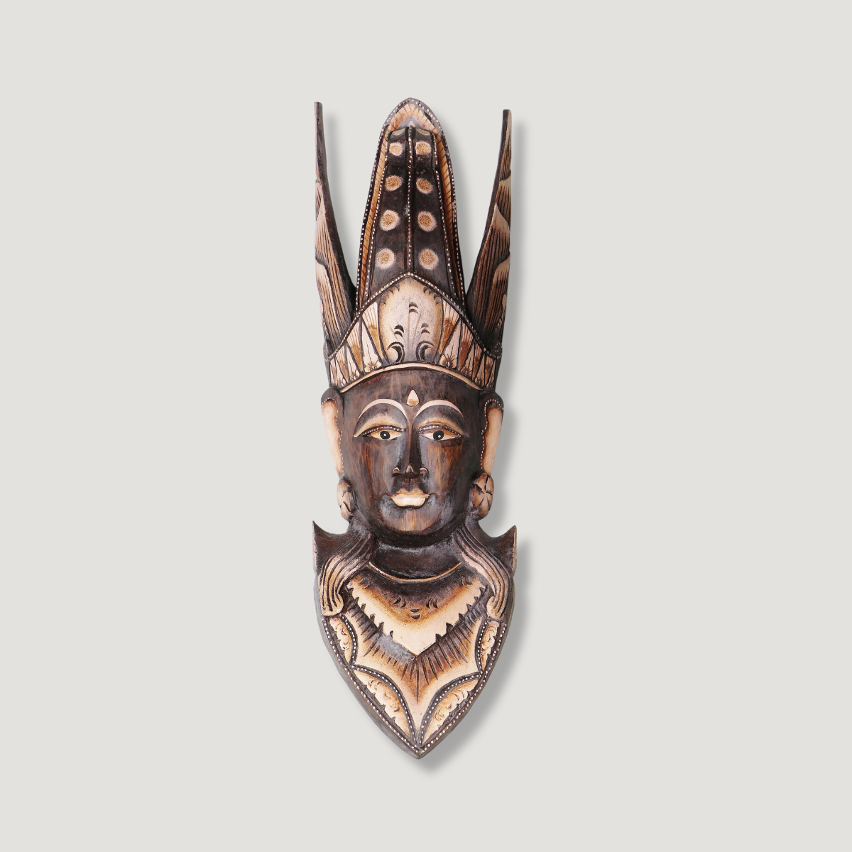 Holzdekoration afrikanischer König