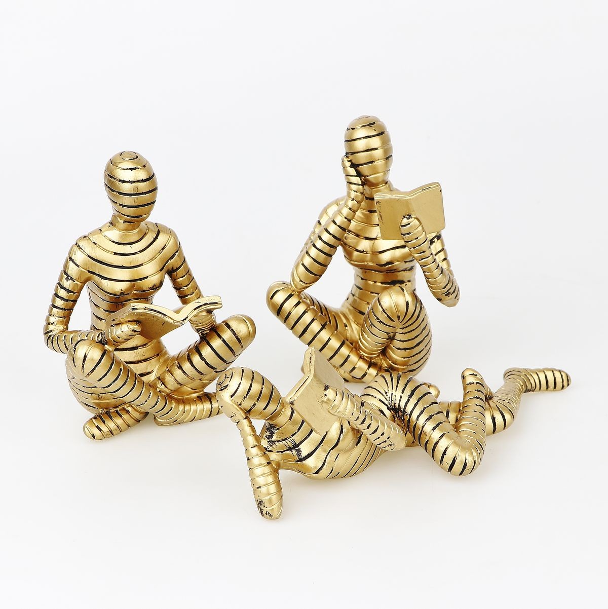 Decorative figurines – Roscoe