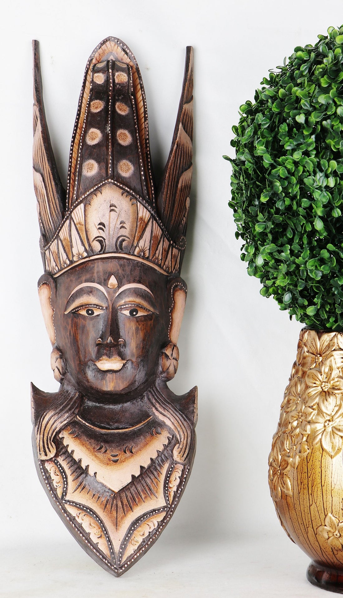 Wooden decoration African king - Amo