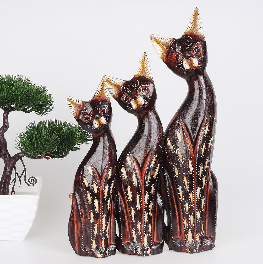 Wooden Decoration Set of Three Cats Jasper