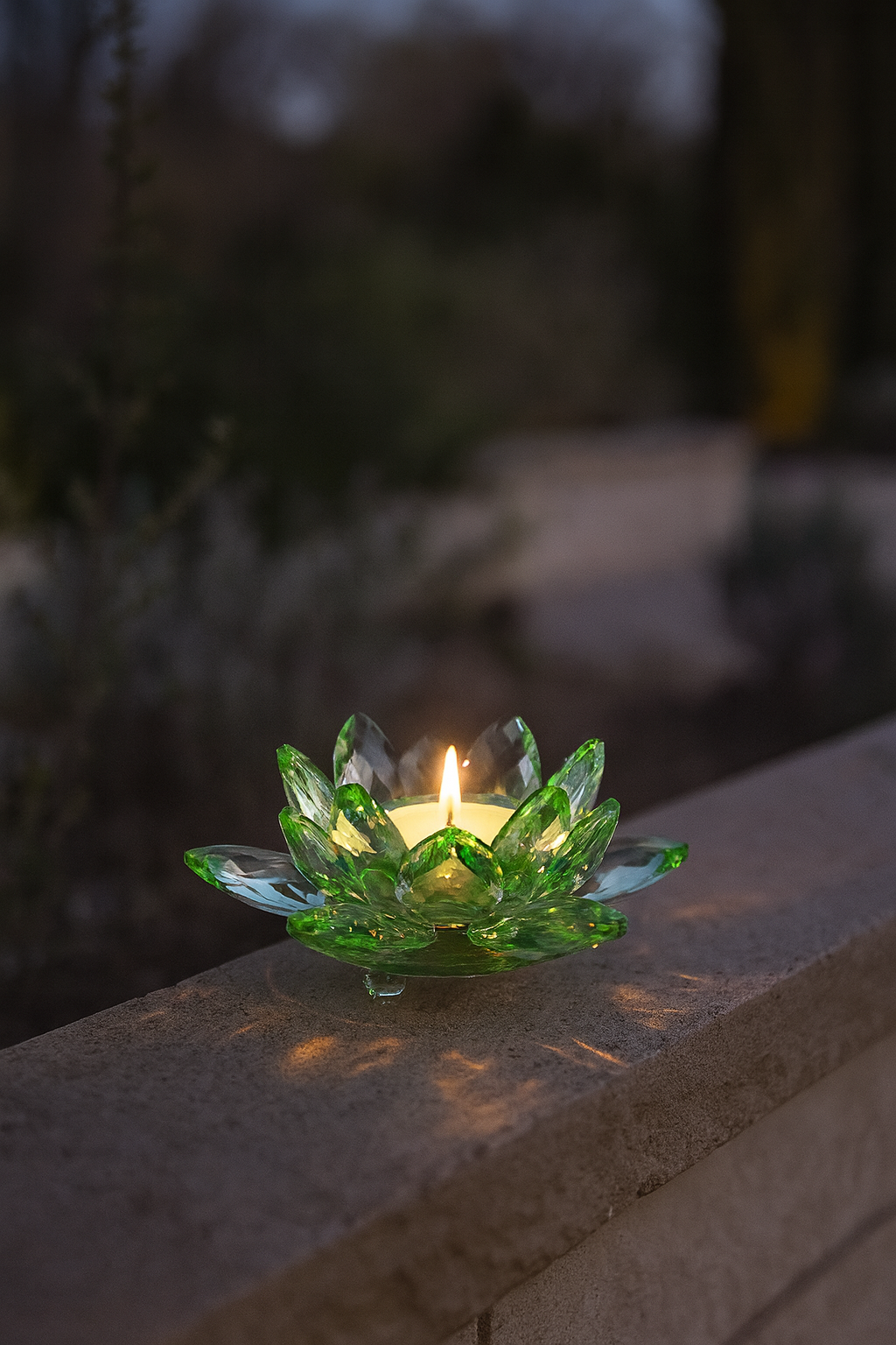 Lotus candlestick made of crystal glass - Vertura